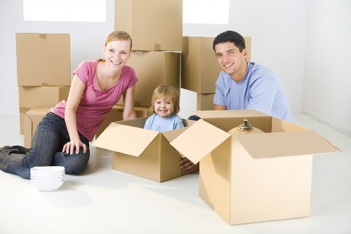 Moving truck solution for relocations in Belsizepark residential streets