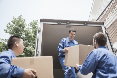 Responsible furniture removal and sorting in Belsizepark